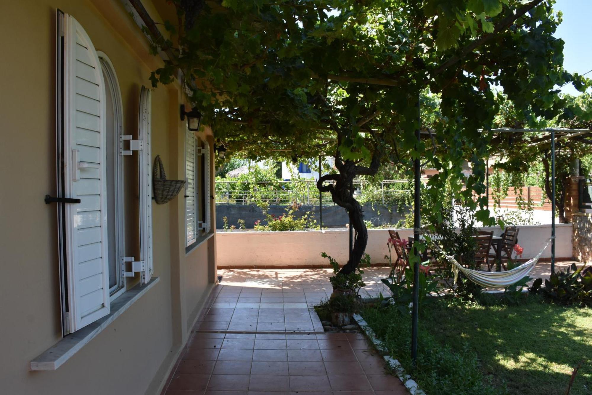 Villa Gerani Gerani  Bagian luar foto
